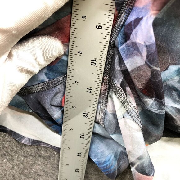 Lululemon Fast and Free Short 4 High-Rise Classic 3" Luminescent Floral - Picture 5 of 9